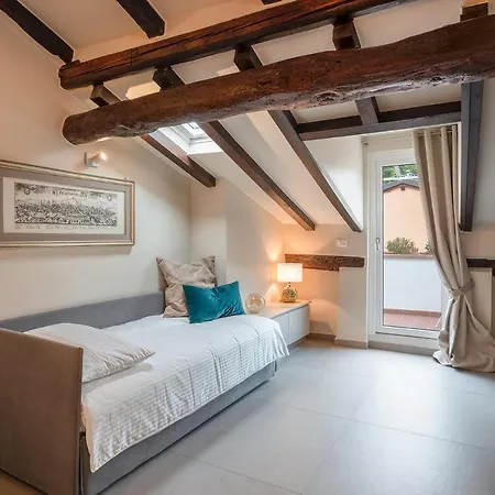 Lägenhet Attico Castiglione Bologna