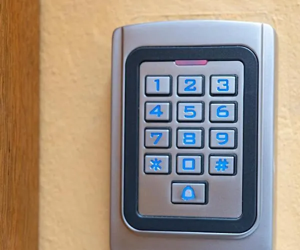 Attico Castiglione * بولونيا